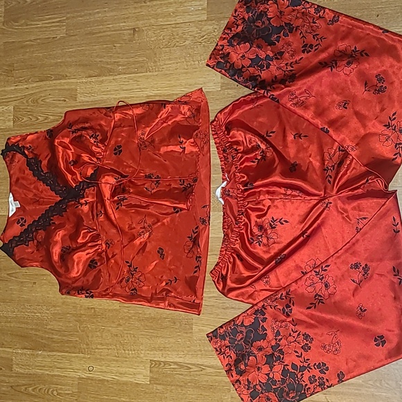 Avenue Other - Japanese Cherry Blossom plus size pajama set